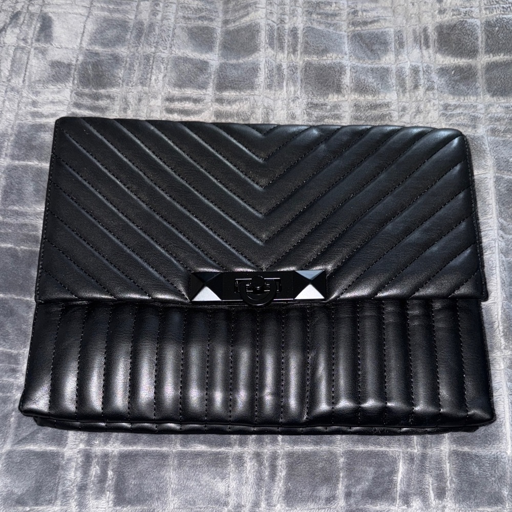Aldo Black Quilted Clutch⭐️